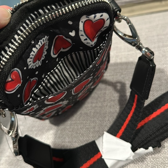 NEW —BRIGHTON- “hearts a Flutter” Utility Bag- 
crossbody bag - Picture 9 of 10